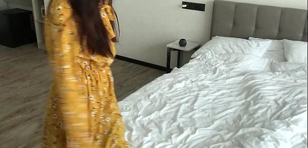  18 year old student fucked with me for money in a hotel room.